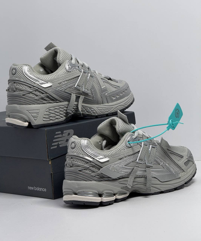 New Balance 1906A Concrete Silver Metallic