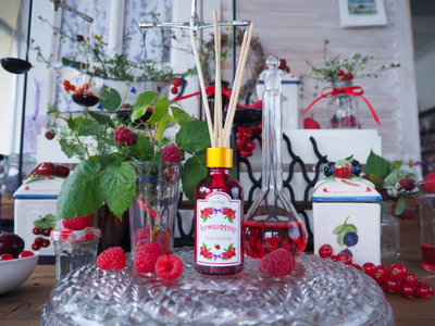 АРОМАТИЧЕСКИЙ ДИФФУЗОР ДЛЯ ДОМА "МАЛИНА" 50 МЛ