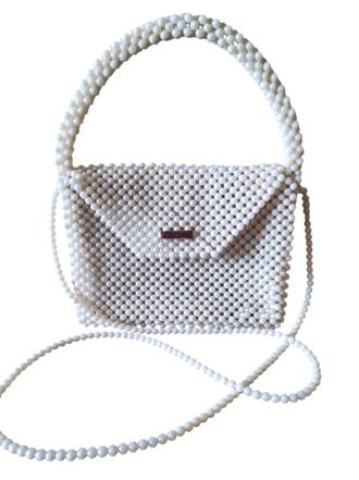 Вечерняя белая сумка из бусин