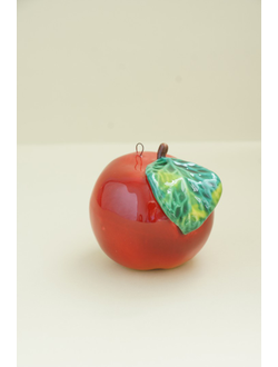 Яблоко малое