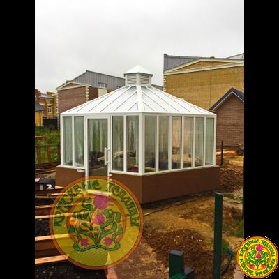 Базовая комплектация шестигранной оранжереи теплицы ЛОНДОН длина грани 2500 мм