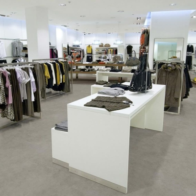 Биополы Wineo Purline 1500 fusion XL Bright Three PL117C в интерьере магазина