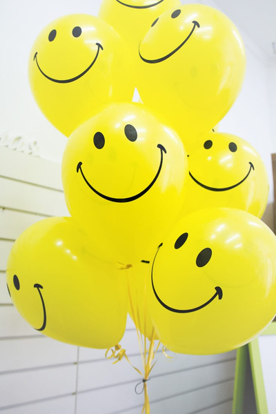 Шары "Смайлы" в ассортименте 14 дюймов (35 сантиметров)