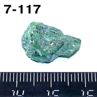 Хромдиопсид натуральный (необработанный) №7-117: 2,2г - 18*10*7мм