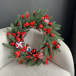 Венок декоративный