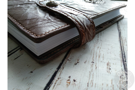 кожаный ежедневник органайзер с тиснением рисунка 