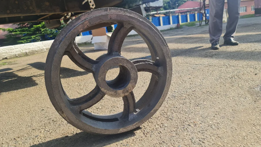 Колесо напраляющее