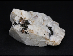 Циркон (кристаллы в породе), Россия, Южный Урал (41*21*20 мм, 20 г) №26070