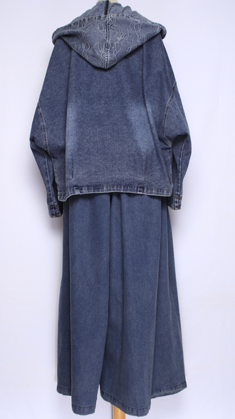 Джинсовка-бомбер "КАПЮШОН" синяя, черная р.48-54