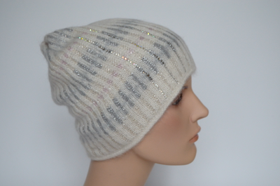 Итальянская белая шапка со стразами Vizio Collezione