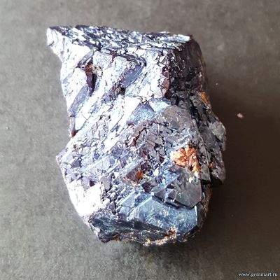 Куприт — кристаллы 45*32*24 мм