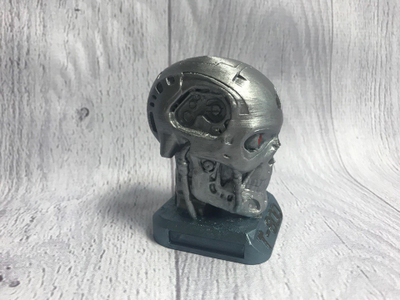 Терминатор T-800