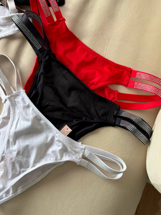 Комплект нижнего белья Виктория Сикрет со стразами белый 80В