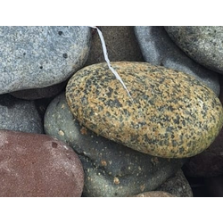 Галька плоская цветная речная, фракция 50-100 мм