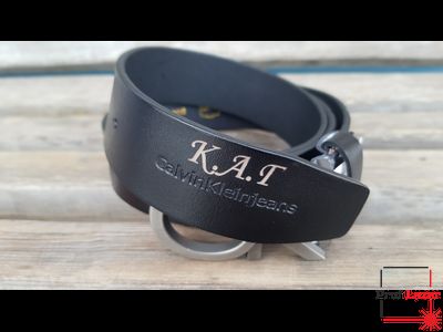 Ремень с лазерной гравировкой в подарочной упаковке