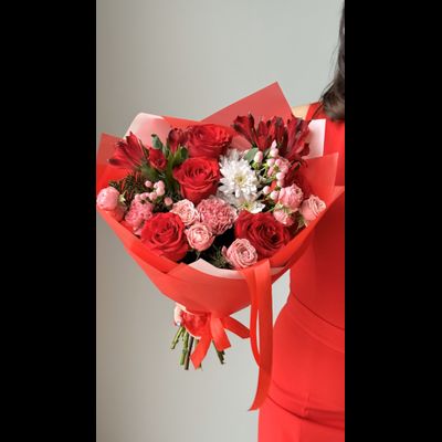 Букет 62 на день влюбленных