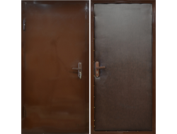 Железная дверь с коричневым порошковым напыление и отделкой из винилискожи. Модель ДК29