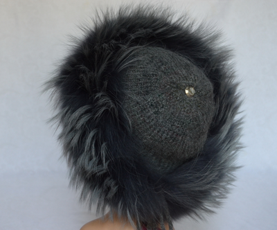 Вязаная шапка женская с меховой оторочкой Vizio Италия фото