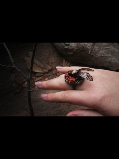 Коллекционное кольцо "Царевич Шмель в цветущем саду"