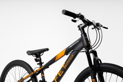 FET technics Limited Edition 24" Черный/оранжевый (21 скорость, дисковые тормоза)
