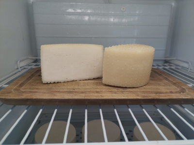 Сыр козий пареный натуральный | Ферма СытнкиЪ