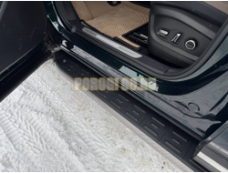 Пороги алюминиевые с пластиковой накладкой (карбон серые) 1720 мм ТСС для Tenet T8 4WD 2025-