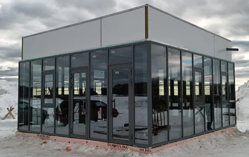 входные группы, окна из тёплого алюминия, внутренние перегородки, тёплое фасадное остекление