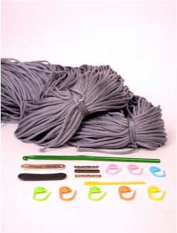 Полиэфирный шнур, пасма 170 М серая