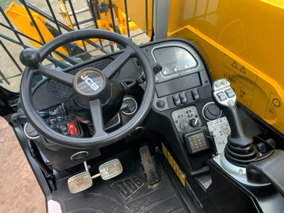 Телескопический погрузчик JCB 540-170, 2023