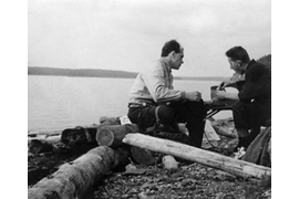 О.Еремеев и В. Малевский в творческой командировке
в г. Дивногорск, река Енисей 1958 г.
