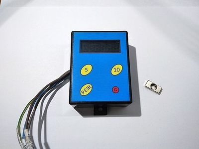 Таймер-счетчик  для контроля проката детских электромобилей