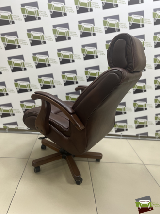 Кресло Дипломат, кожа/кож.зам  коричневая