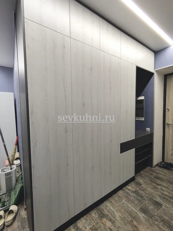 Шкаф в прихожую ул.Шевкопляса