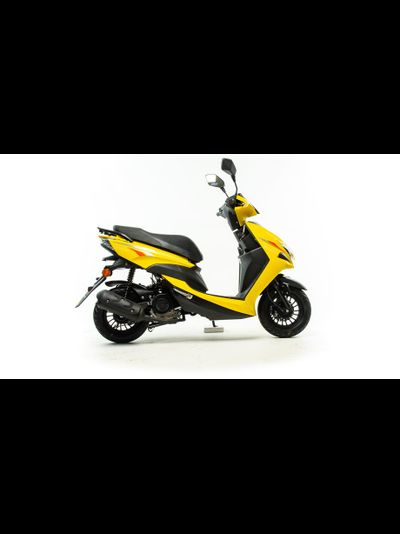 Скутер Motoland FS желтый