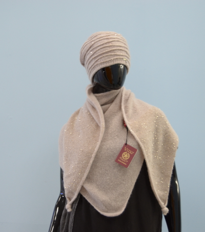 Женский вязаный шарф платок кремового цвета Визио Италия фото