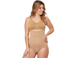 Бесшовные трусы утяжки скрывают живот и формируют тонкую линию талии, совершенно незаметные.