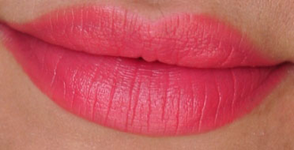 Масляная помада NYX Butter Lipstick 21 Staycation (Fizzies)