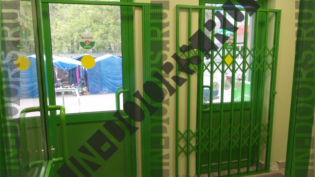 дверные решетки раздвижные 66