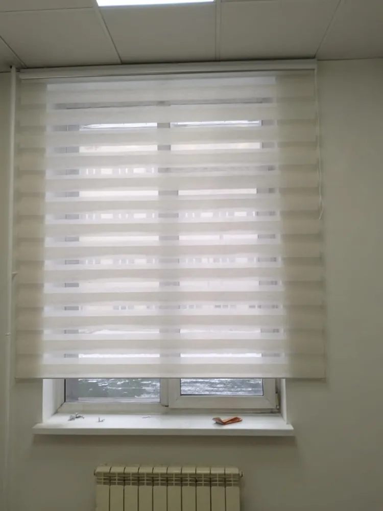 Установка рулонных штор