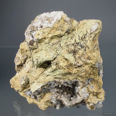 Целестин и кальцит. Дагестан. Россия. 70*43*60мм