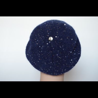 Синий берет вязаный с пайетками Vizio Италия 6943 BO тонкий