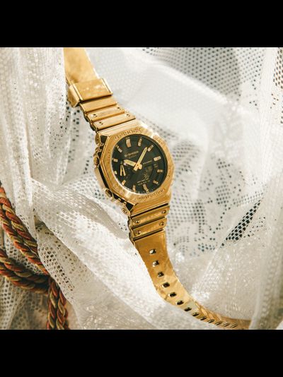 Часы Casio G-Shock GM-2100YMG-9A