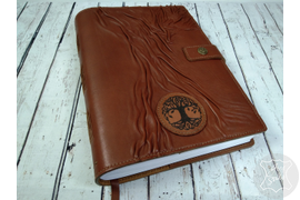 Кожаный ежедневник с шильдой с гравировкой рисунка