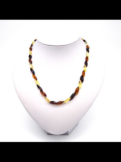 Бусы камнерезные "Змейка" трехцветная из янтаря