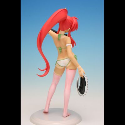 Фигурка 1/8 Ёко Литтнер (Yoko Littner Swimsuit Ver. Limited Special Color Edition)