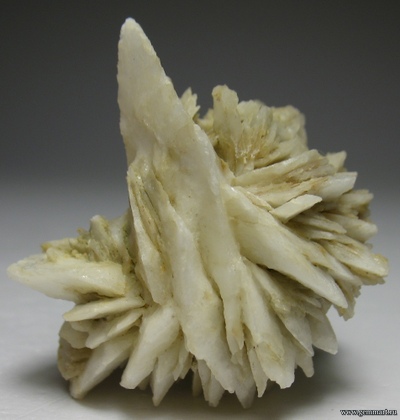 Кальцит псевдоморфоза по глаубериту. Camp Verde. Arizona. USA . 44*37*25мм