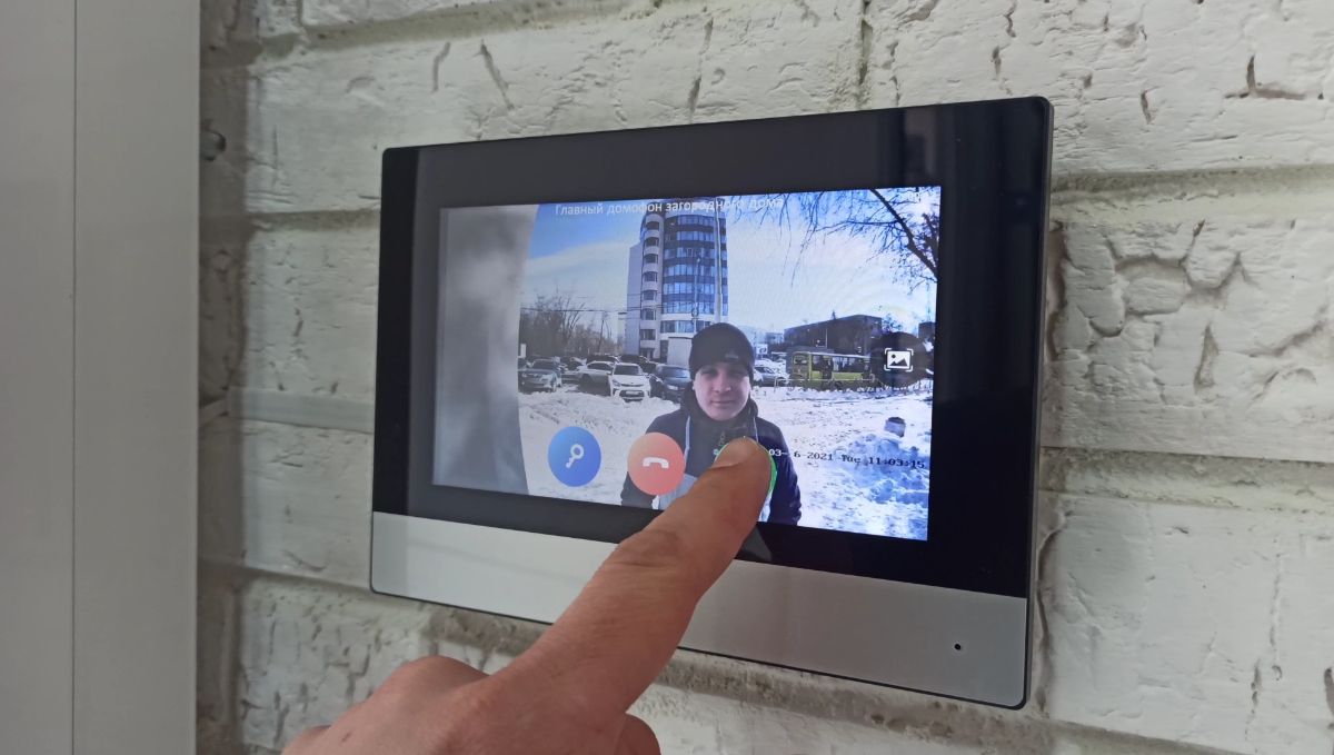 Видеомонитор WI-FI Hikvision DS-KH6320-WTE1