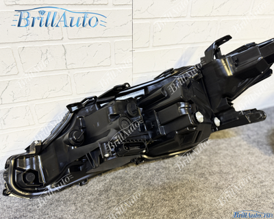 Фары Toyota Camry 70 стиль Lexus