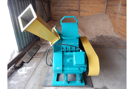 Вид сбоку РДМ-600 с удлинителем приёмной горловины.