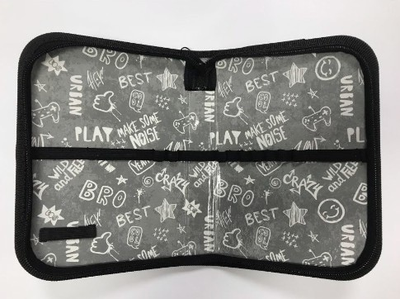 Пенал Манчестер Юнайтед, Manchester United FC №1